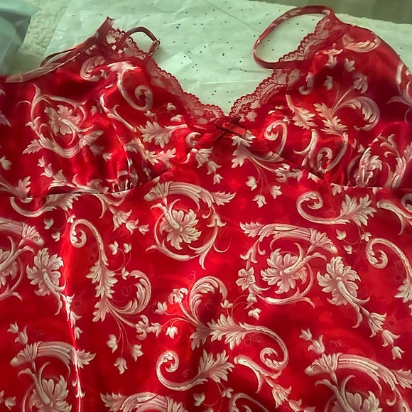Adonna Feminine Red Lace Women's (Plus XXLg) Slip-dress/Sleep-dress Lingerie - Picture 11 of 11